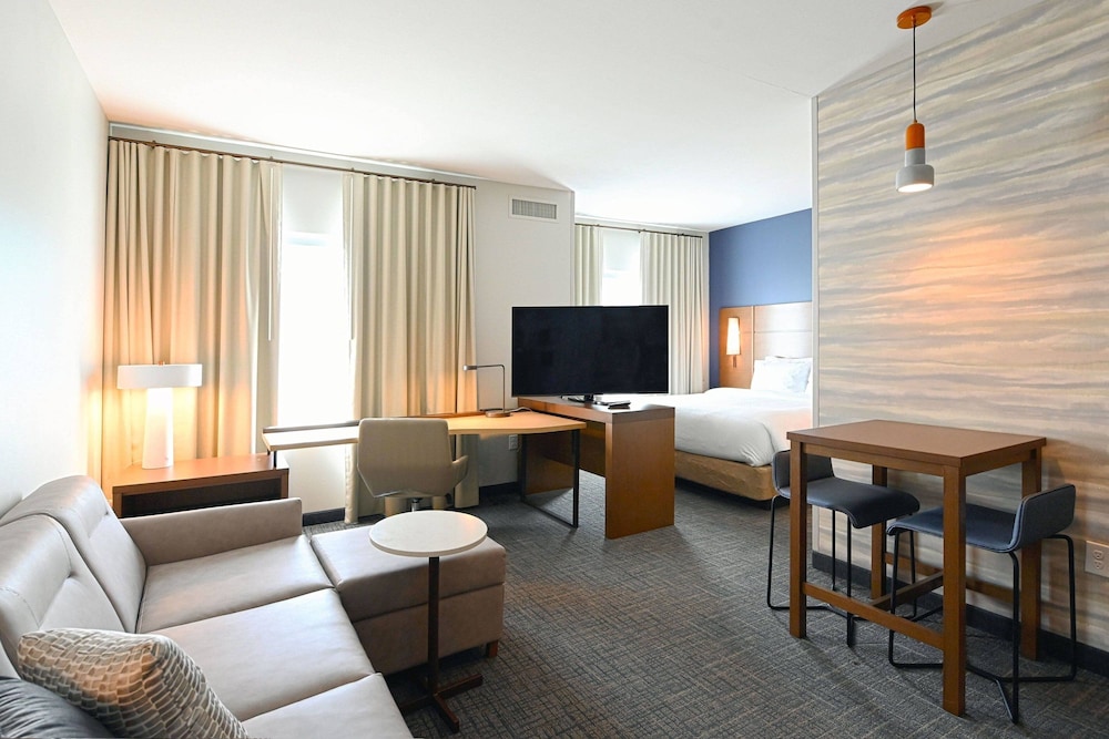 Residence Inn by Marriott Richmond West/Midlothian 26/32
