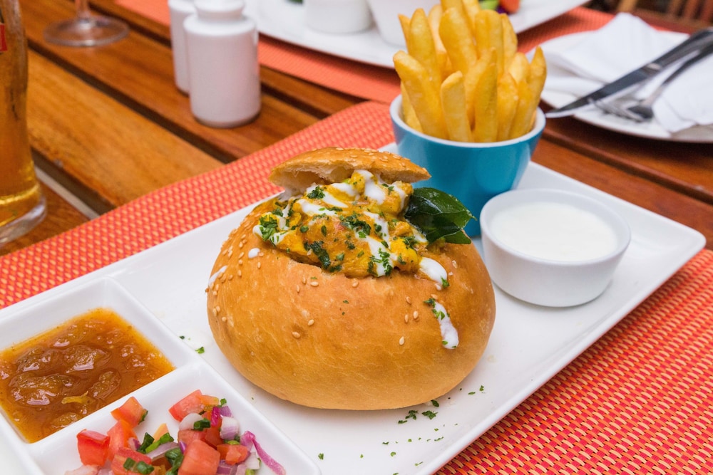 Southern Sun Dar Es Salaam hotel 52/61
