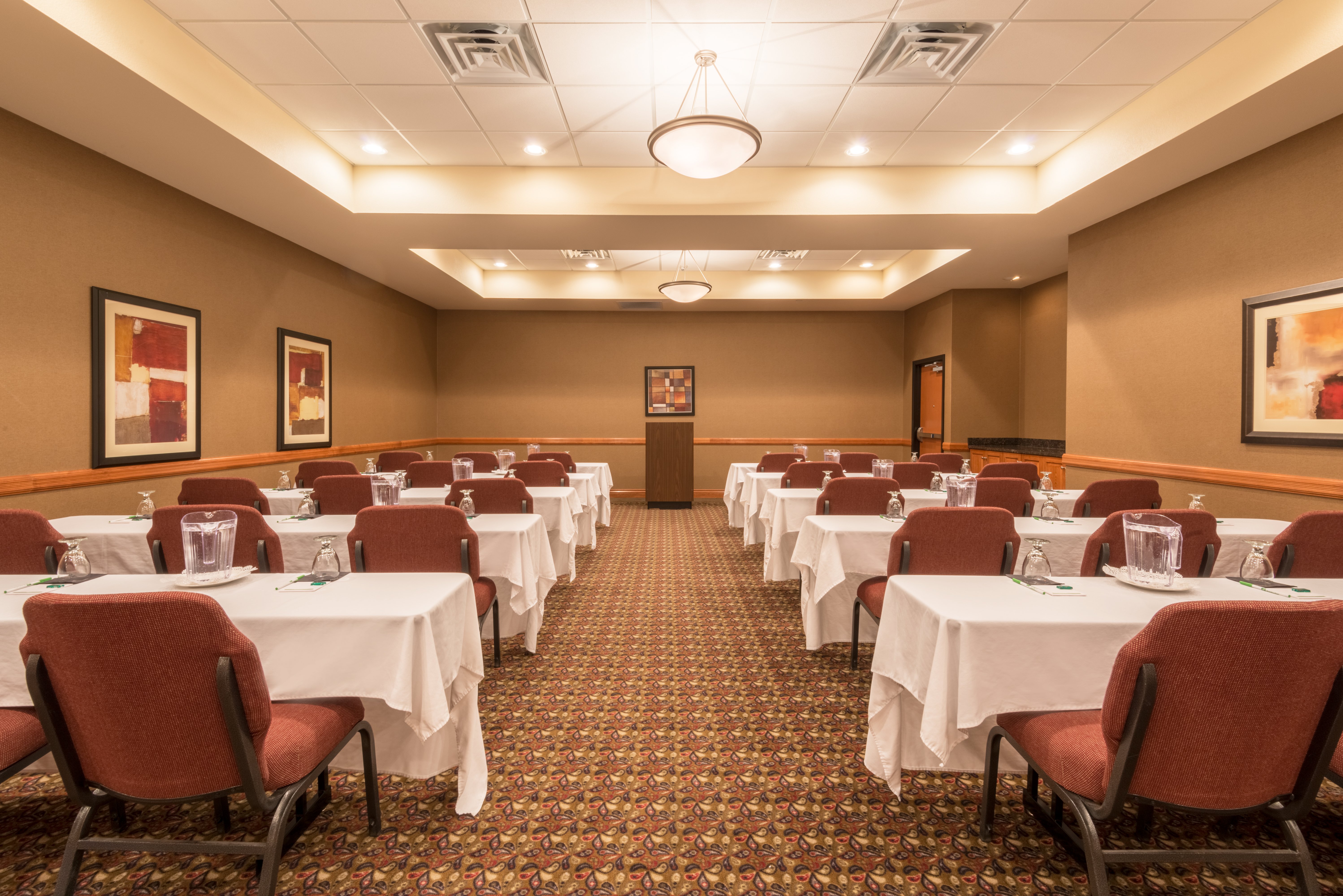 Holiday Inn Casper East - Medical Center 55/63