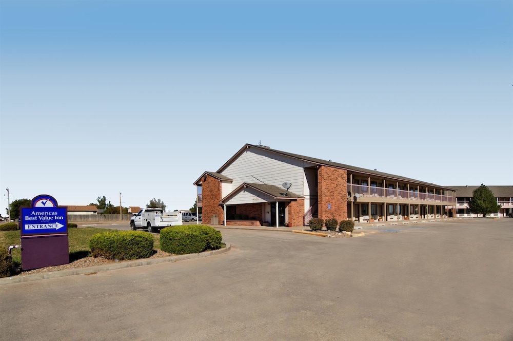 Americas Best Value Inn Garden City 3/28