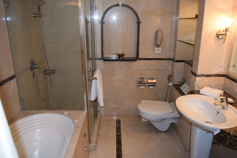 Jaypee Siddharth Hotel 7/47