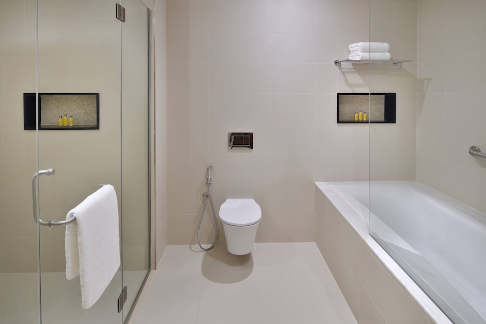 الحي الدبلوماسي الرياض - شقق ماريوت التنفيذية(Riyadh Diplomatic Quarter - Marriott Executive Apartments) 12/68