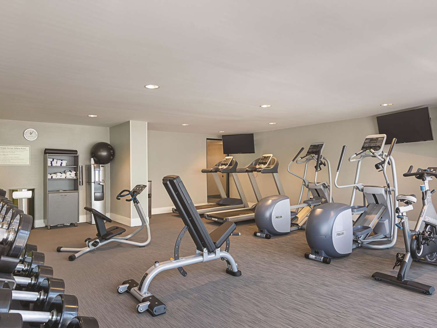 La Quinta Inn And Suites By Wyndham Salem Nh 22/42
