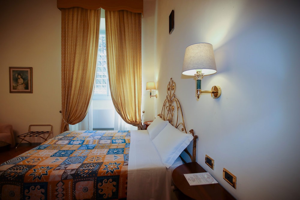 Fantastic Garden Hotel 18/50