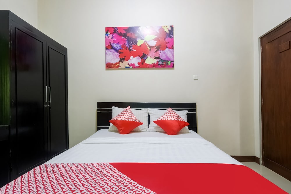 OYO 90193 D'waru Homestay Syariah 3/23