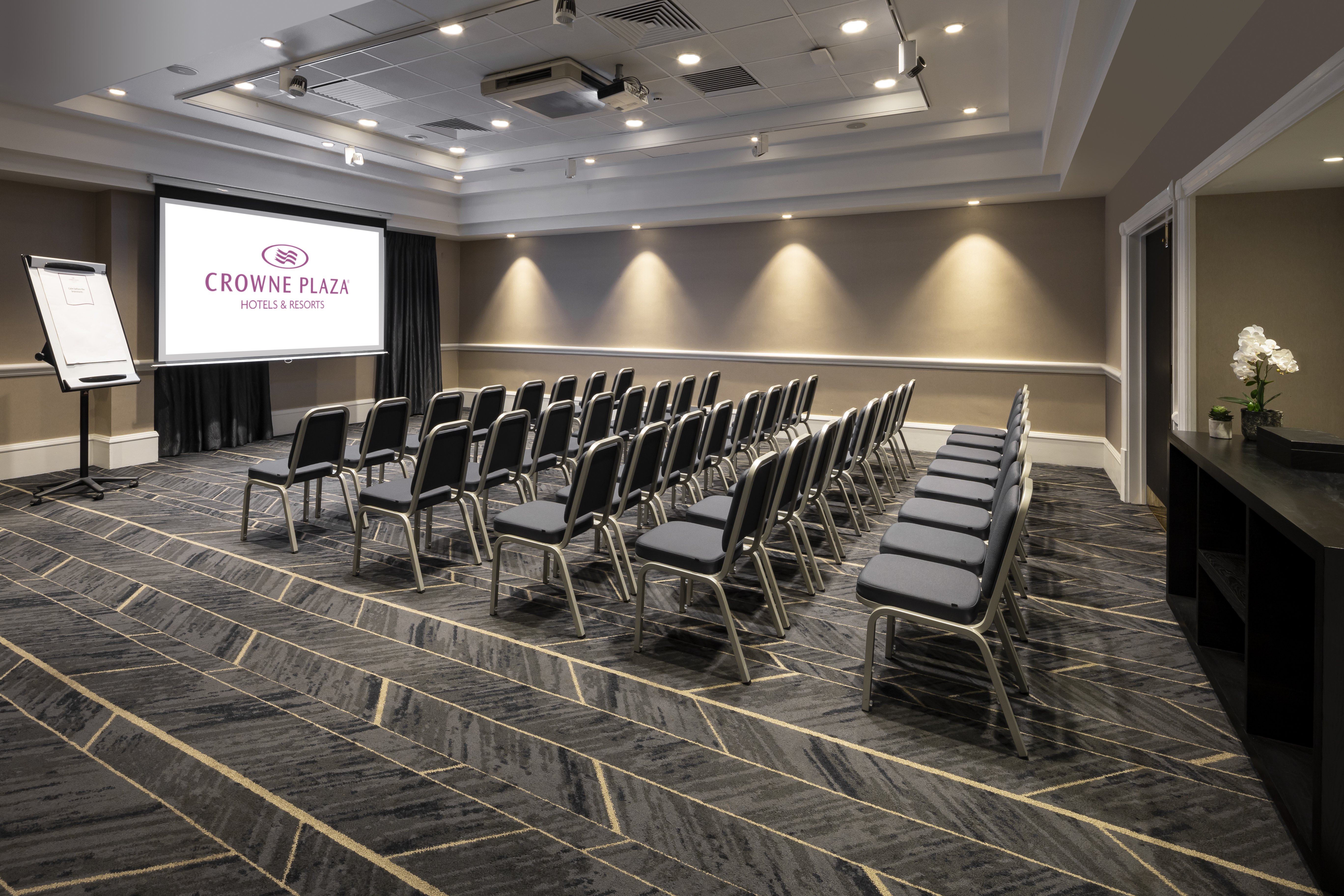 Crowne Plaza Leeds Hotel 42/50