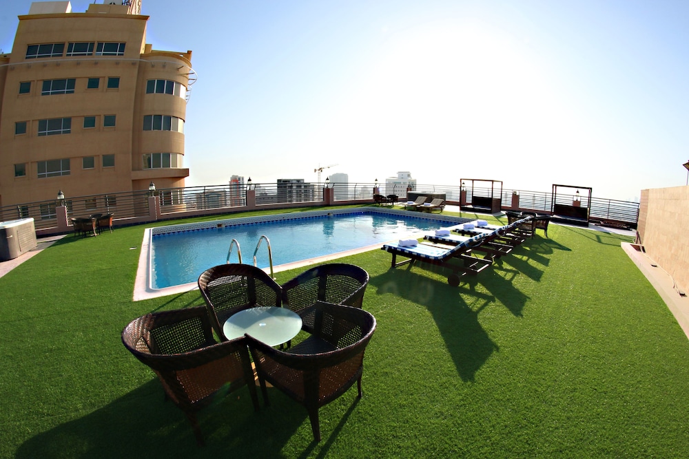 Diva Hotel 46/50