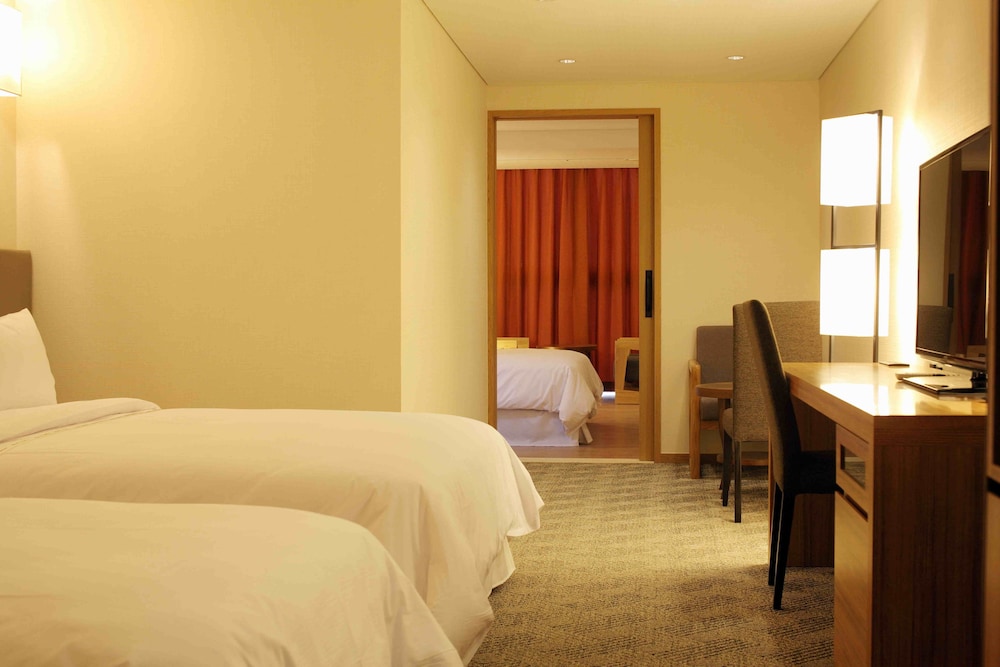 Hotel Bareve 4/64