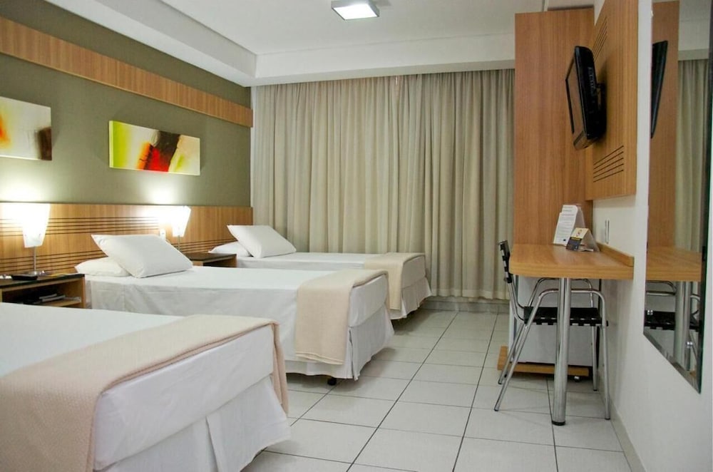 Delcas Hotel 25/68