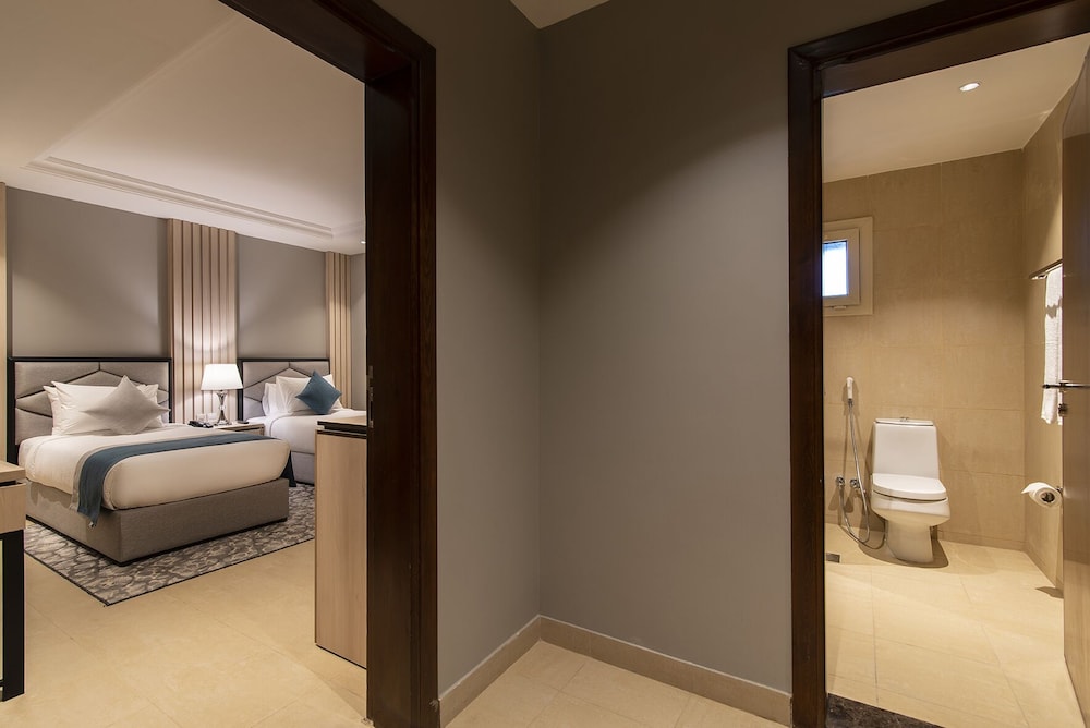 فندق انالة تبوك(Enala Hotel Apartments- Tabuk) 32/33