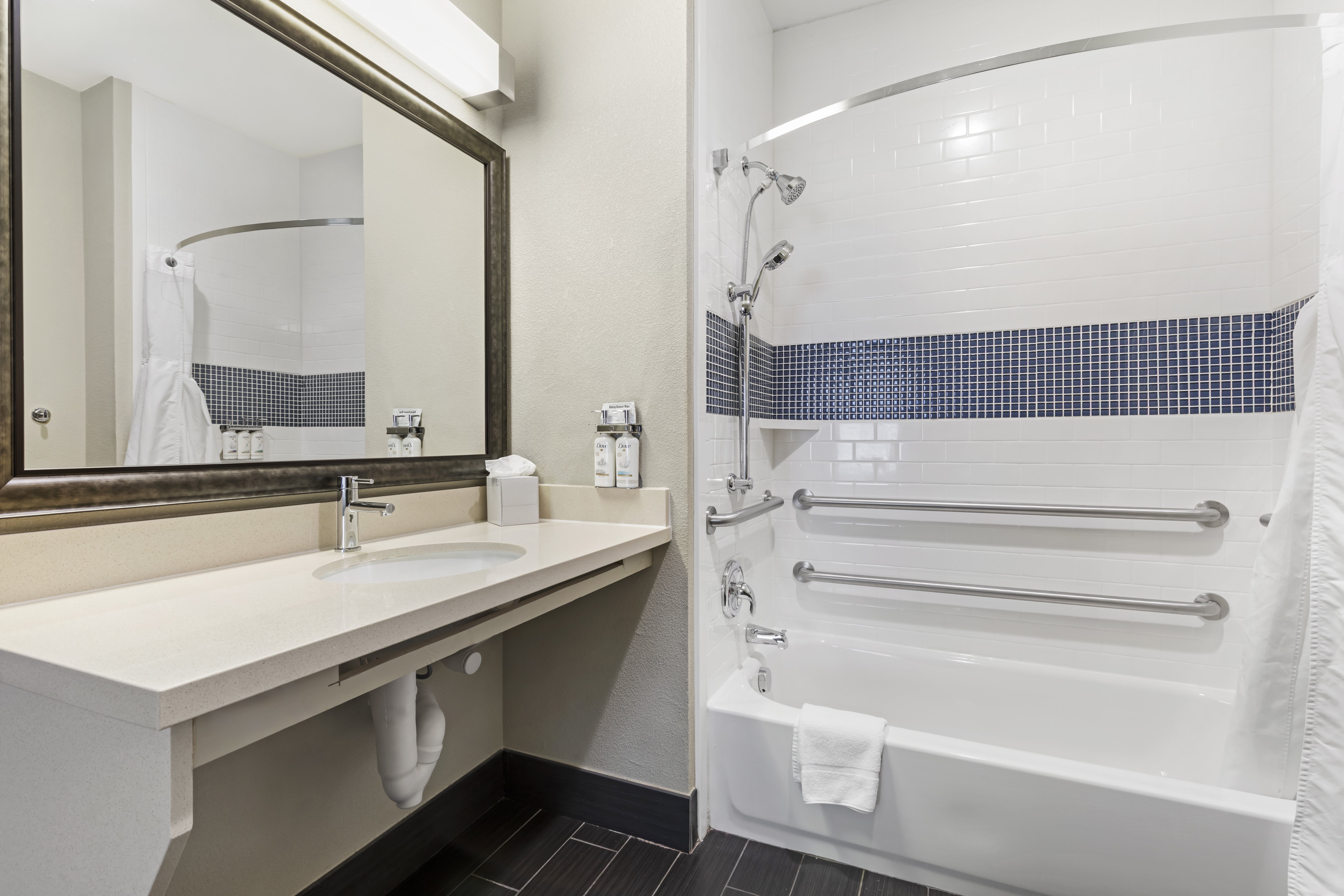Staybridge Suites Plano Frisco 76/78