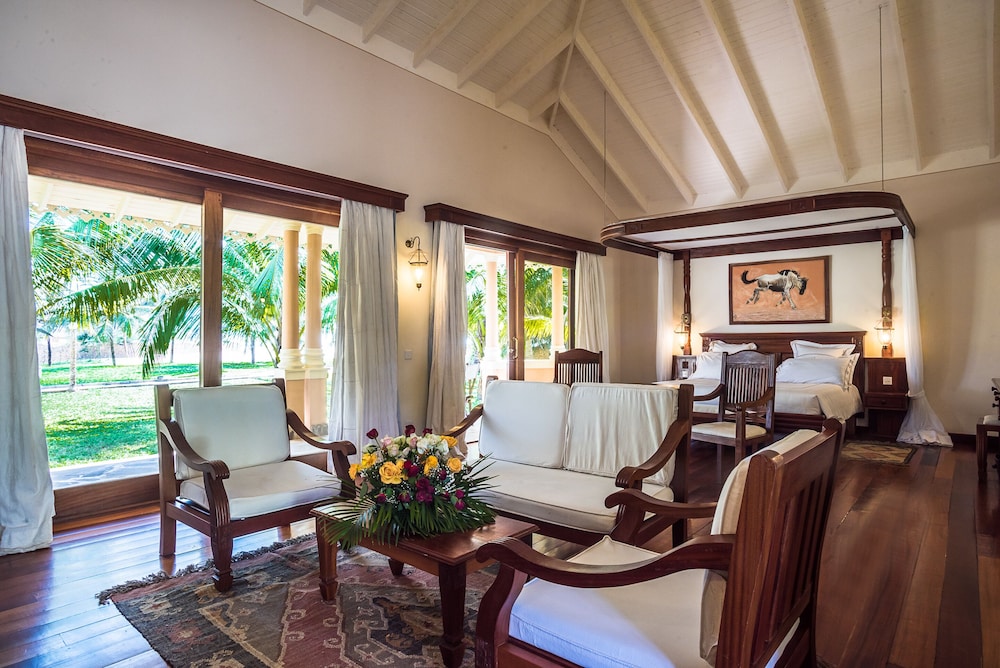 Ocean Beach Resort & Spa 58/81