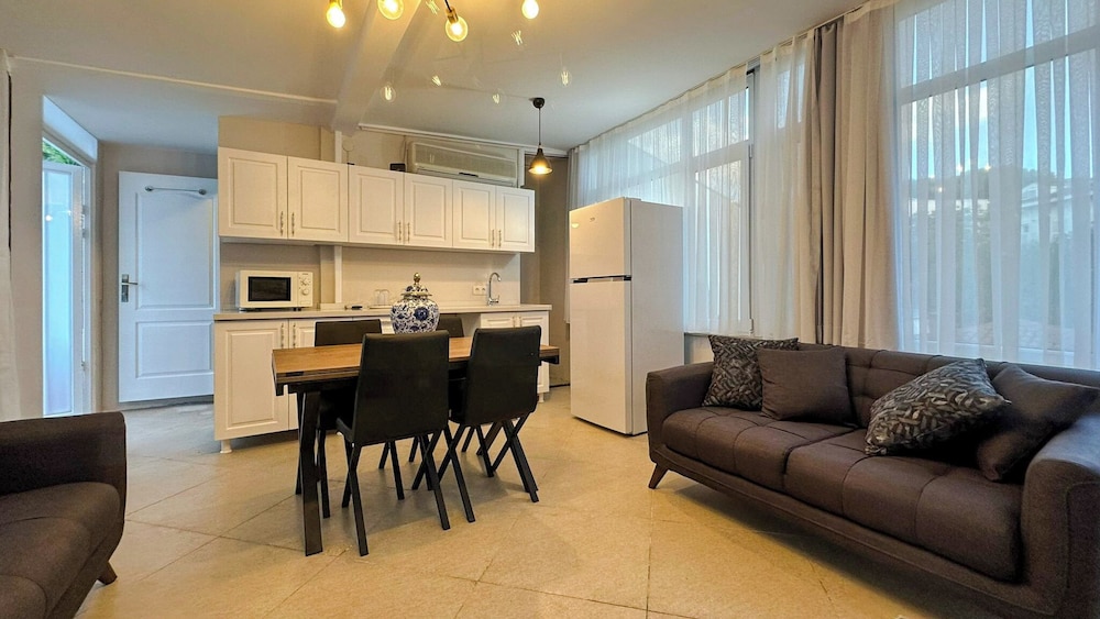 White Palace Otel 34/50
