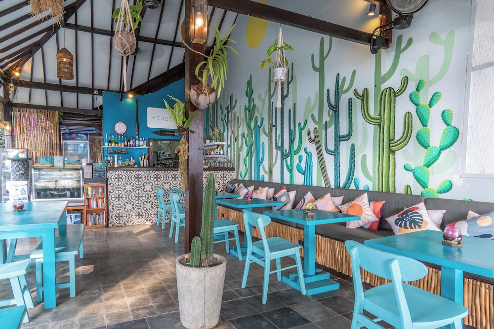 Bale Sampan Bungalows 53/64