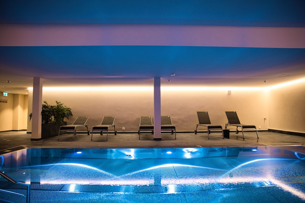 VIU Hotel Villars 45/50
