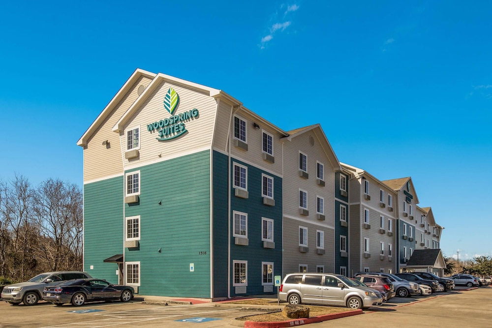 WoodSpring Suites Houston La Porte 3/33