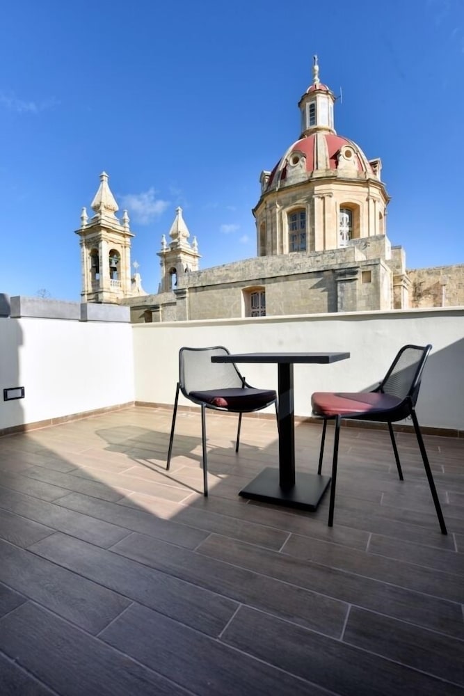 Quaint Boutique Hotel Sannat 49/56