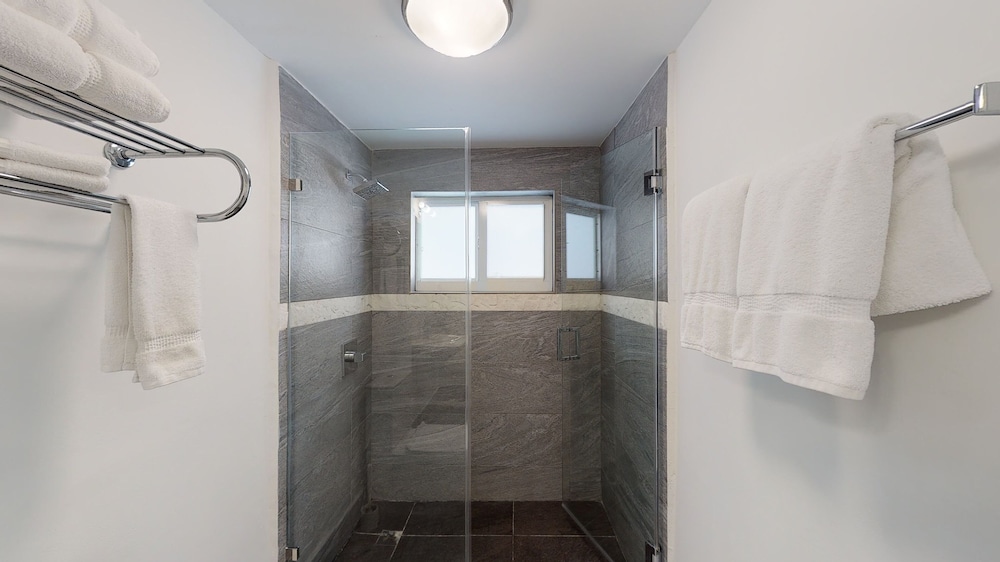 Park Royal Miami Managed by Accor 12/29