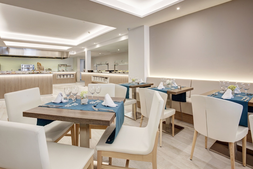 Grupotel Farrutx 44/58