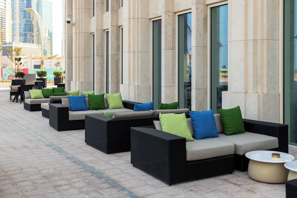 Wyndham Grand Doha West Bay Beach 34/57