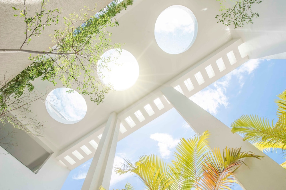 Sidra Pristine Hotel & Portico Halls 6/50