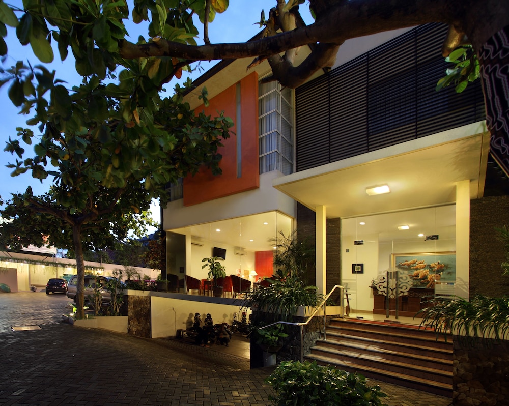 Emersia Malioboro Hotel photo1