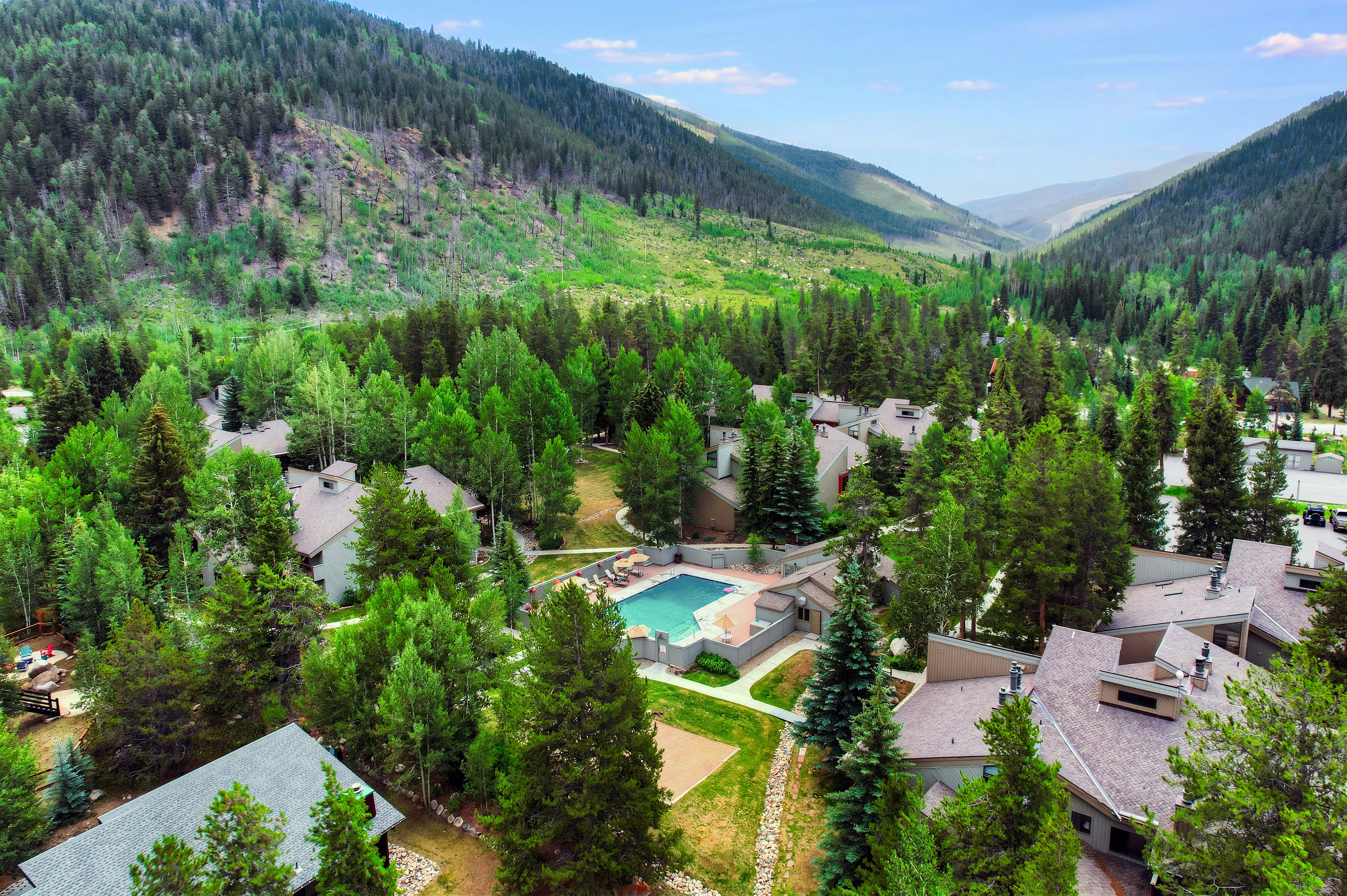 Forest Condominiums 66/69