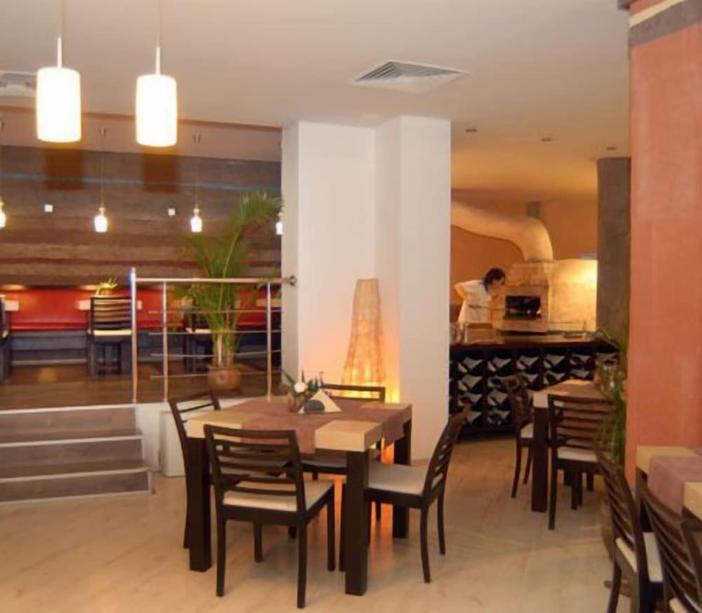Hotel Luxor 40/50