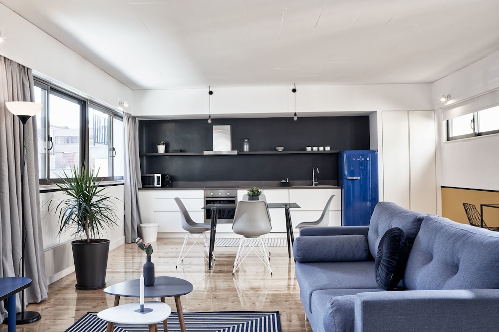 MONO Lofts Athens 26/50