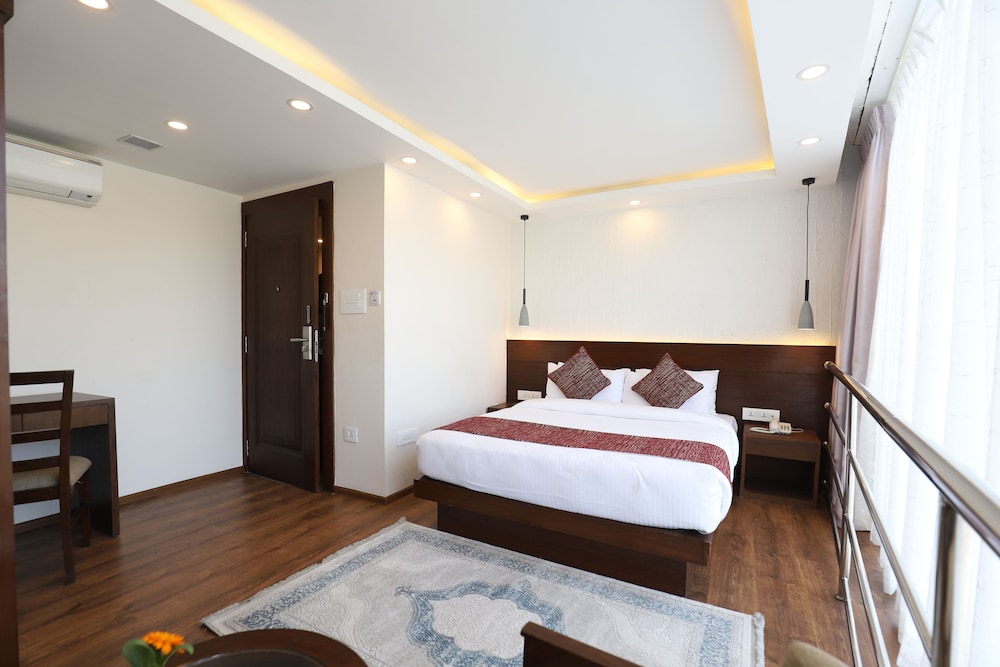 Apex Business Hotel 13/58