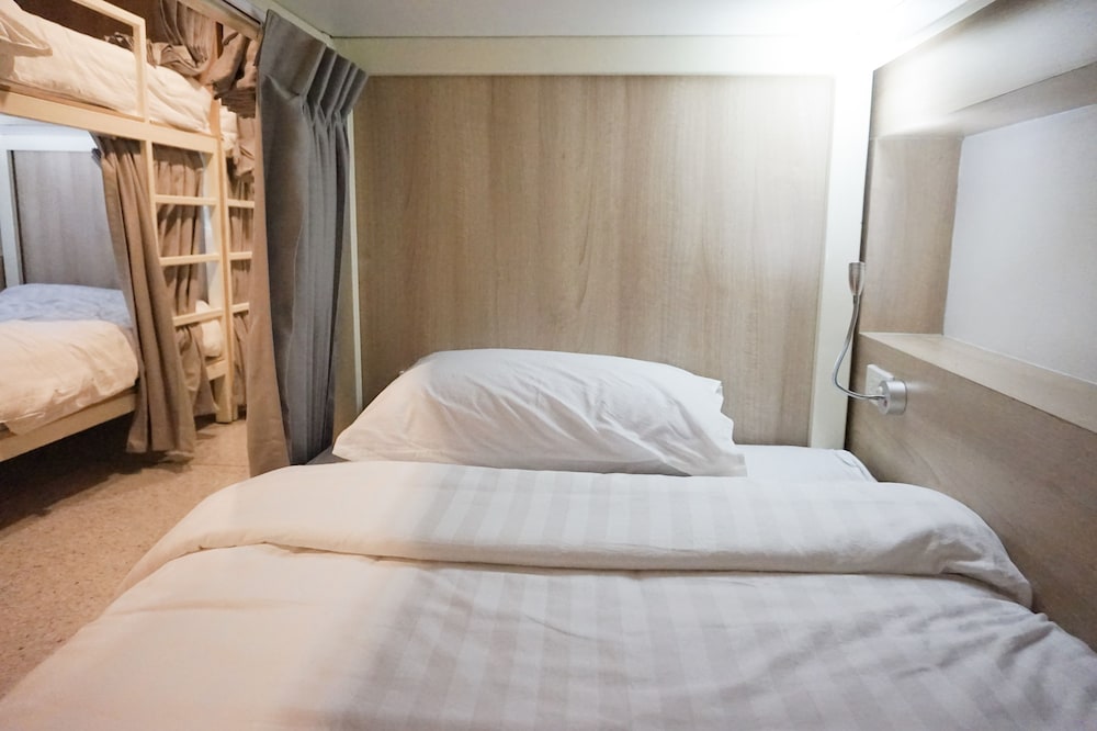 Boon Street Hostel 30/37
