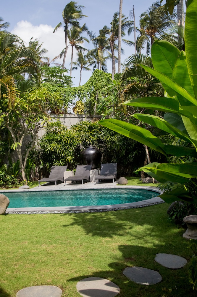 The Amala Estate Seminyak 16/24