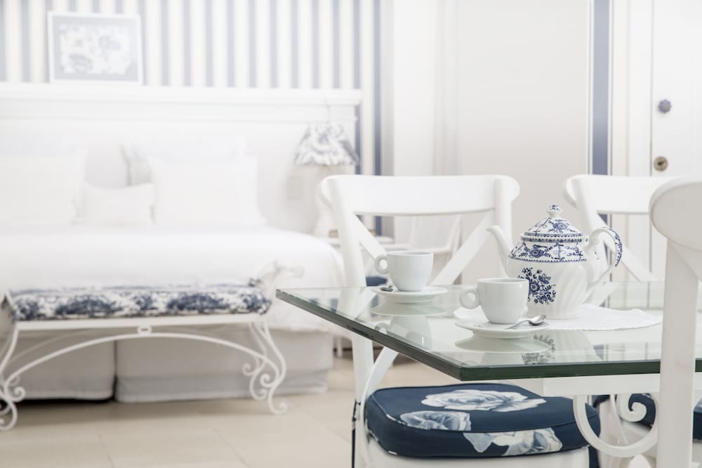 La Mision Hotel Boutique 6/67