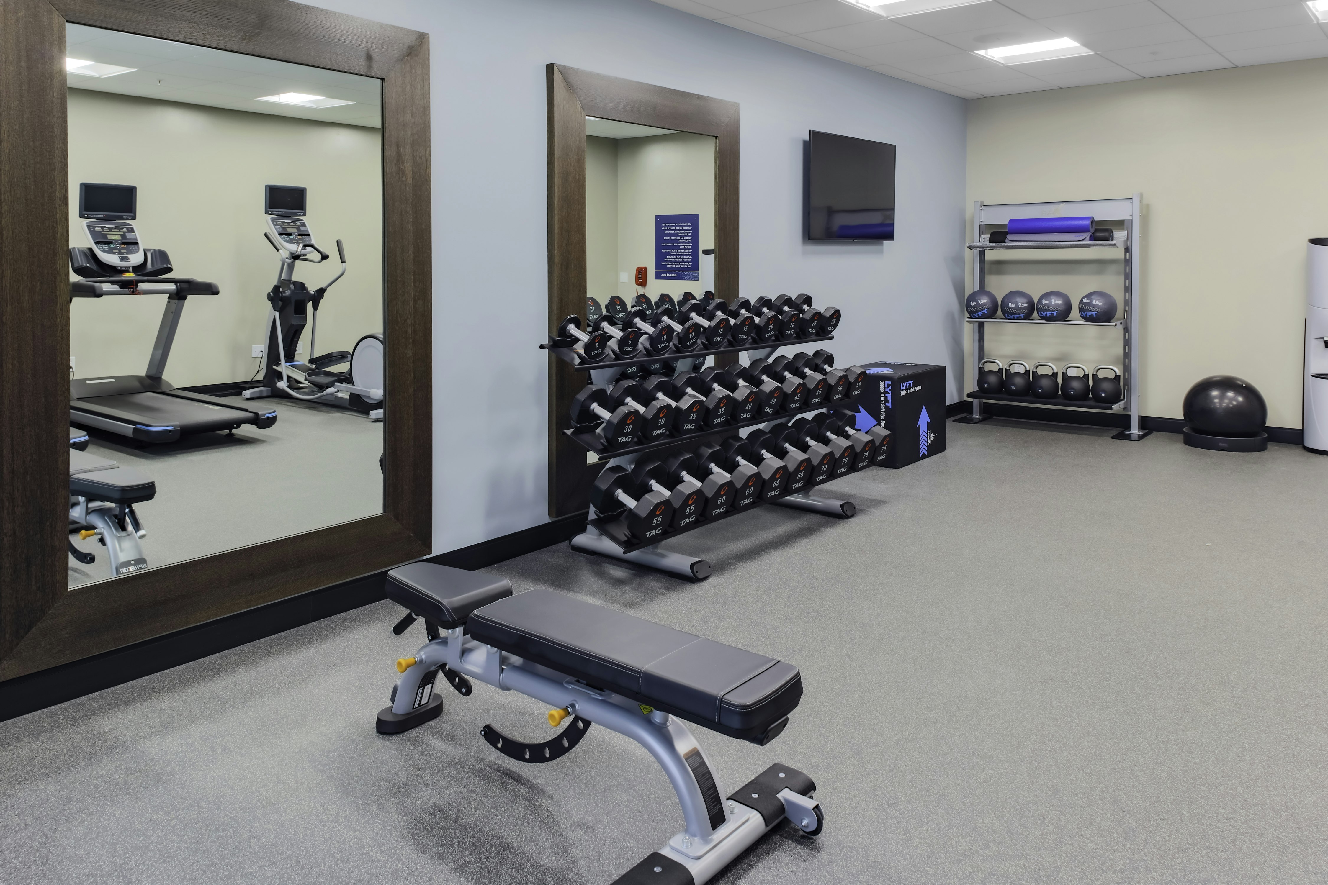 Hampton Inn Dunedin Fl 19/34