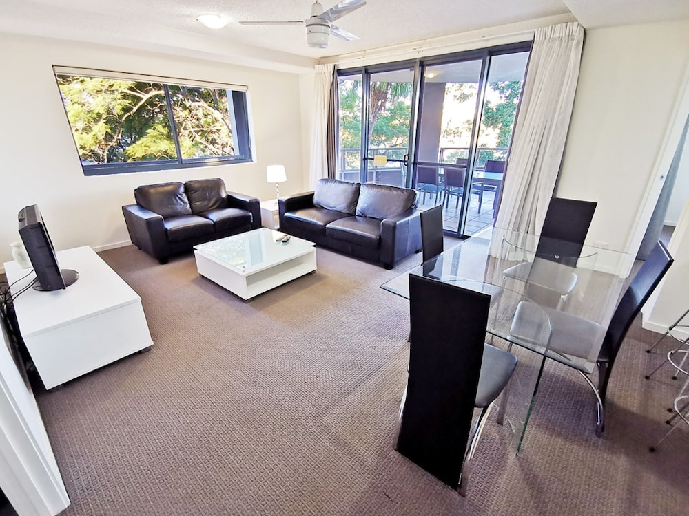 Inn On The Park Apartments 32/41