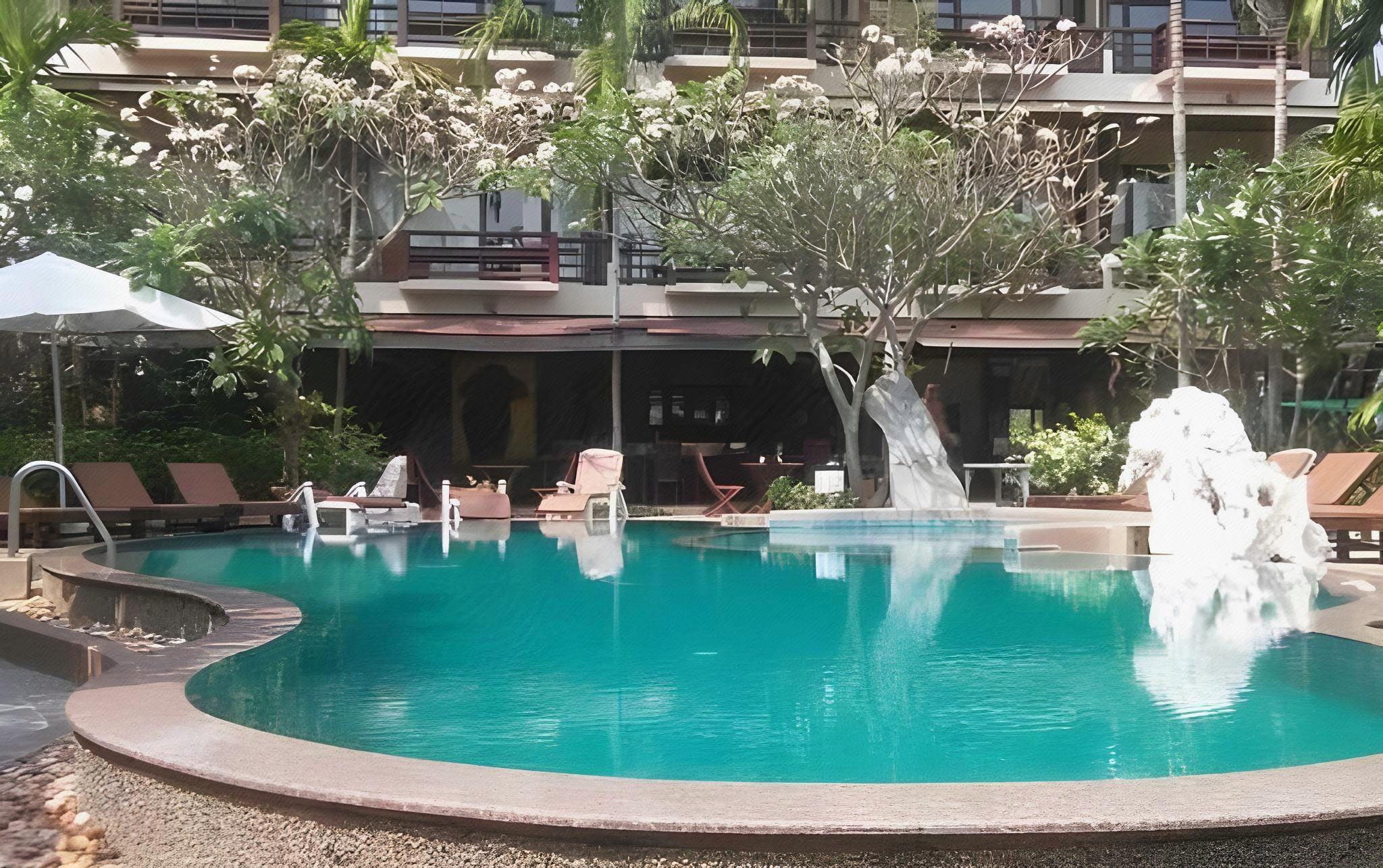 GRAND THAI HOUSE RESORT 37/41