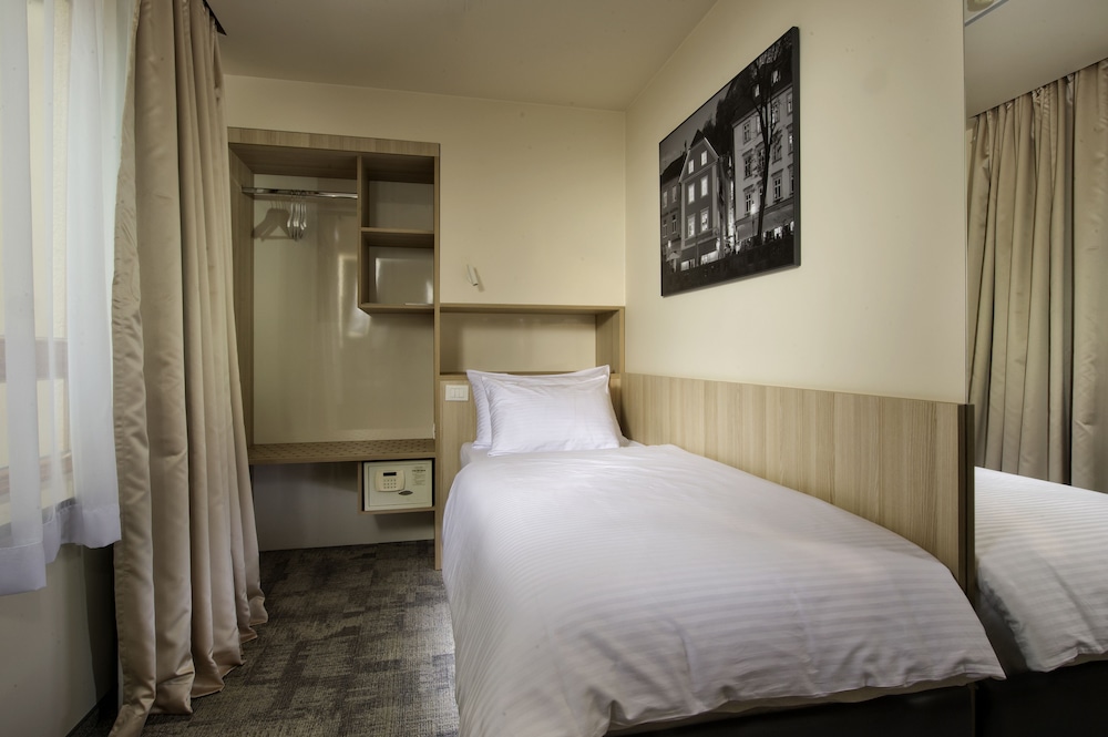 City Hotel Ljubljana 26/51