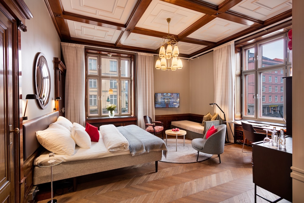 Bergen Bors Hotel 24/32