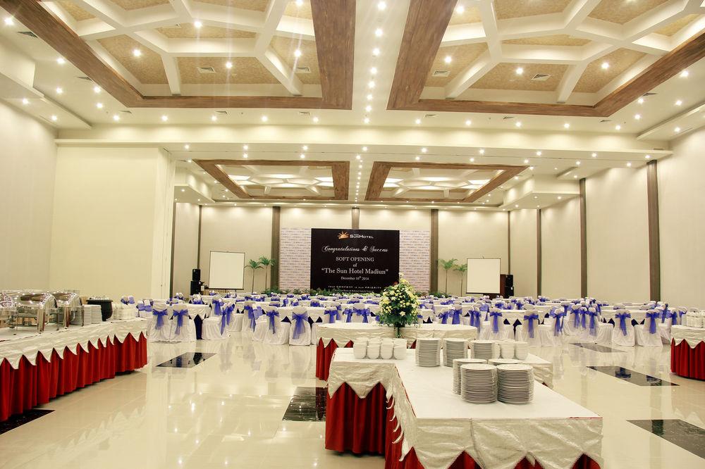 THE SUN HOTEL MADIUN 23/26