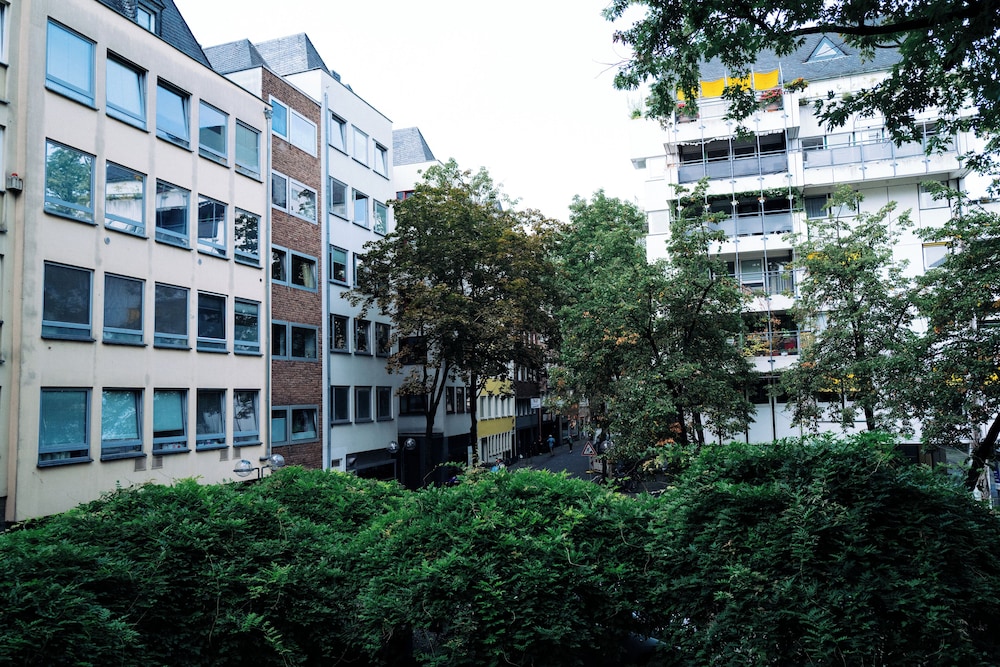 Lint Hotel Koln 6/41