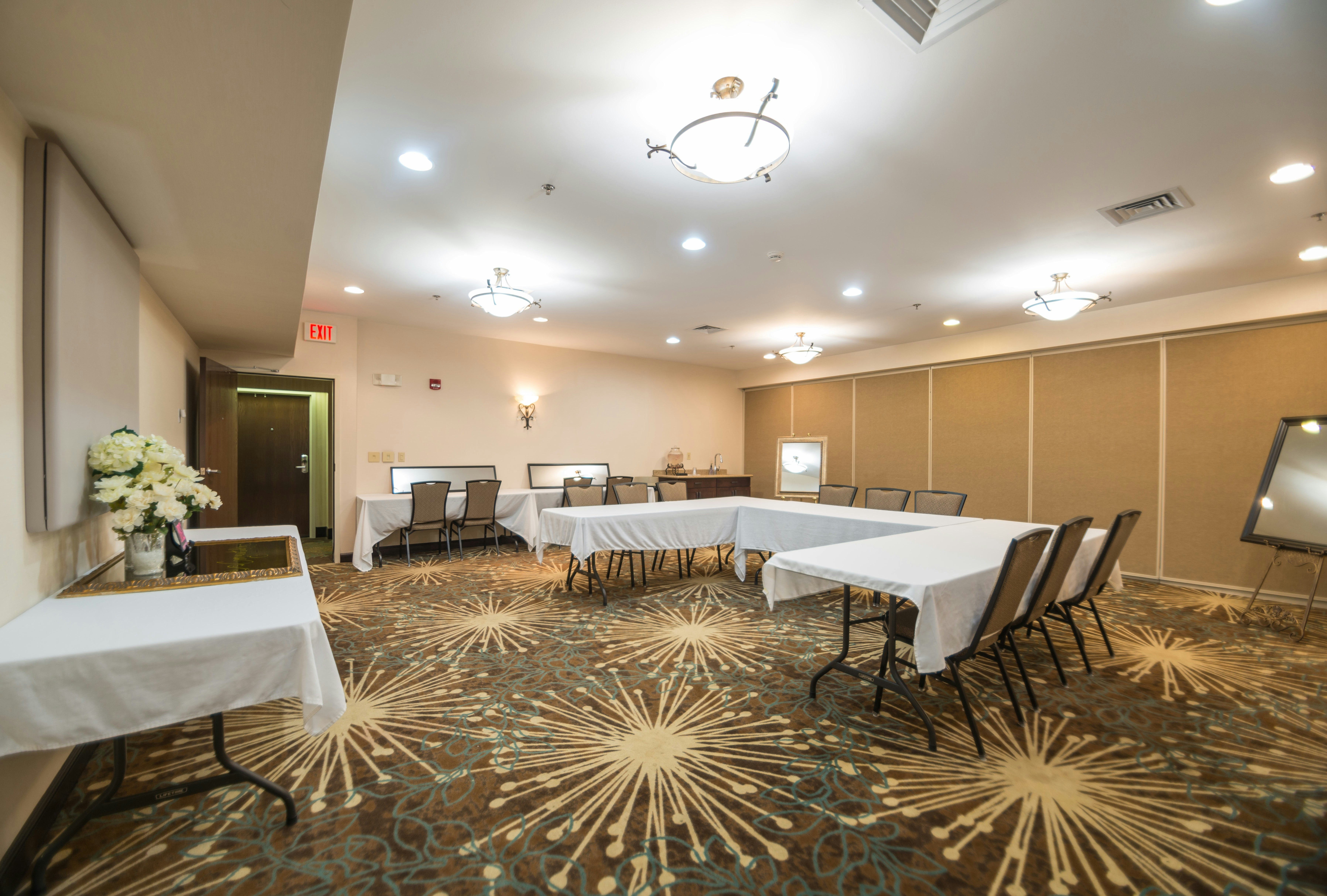 Hampton Inn by Hilton Tiffin 7/47