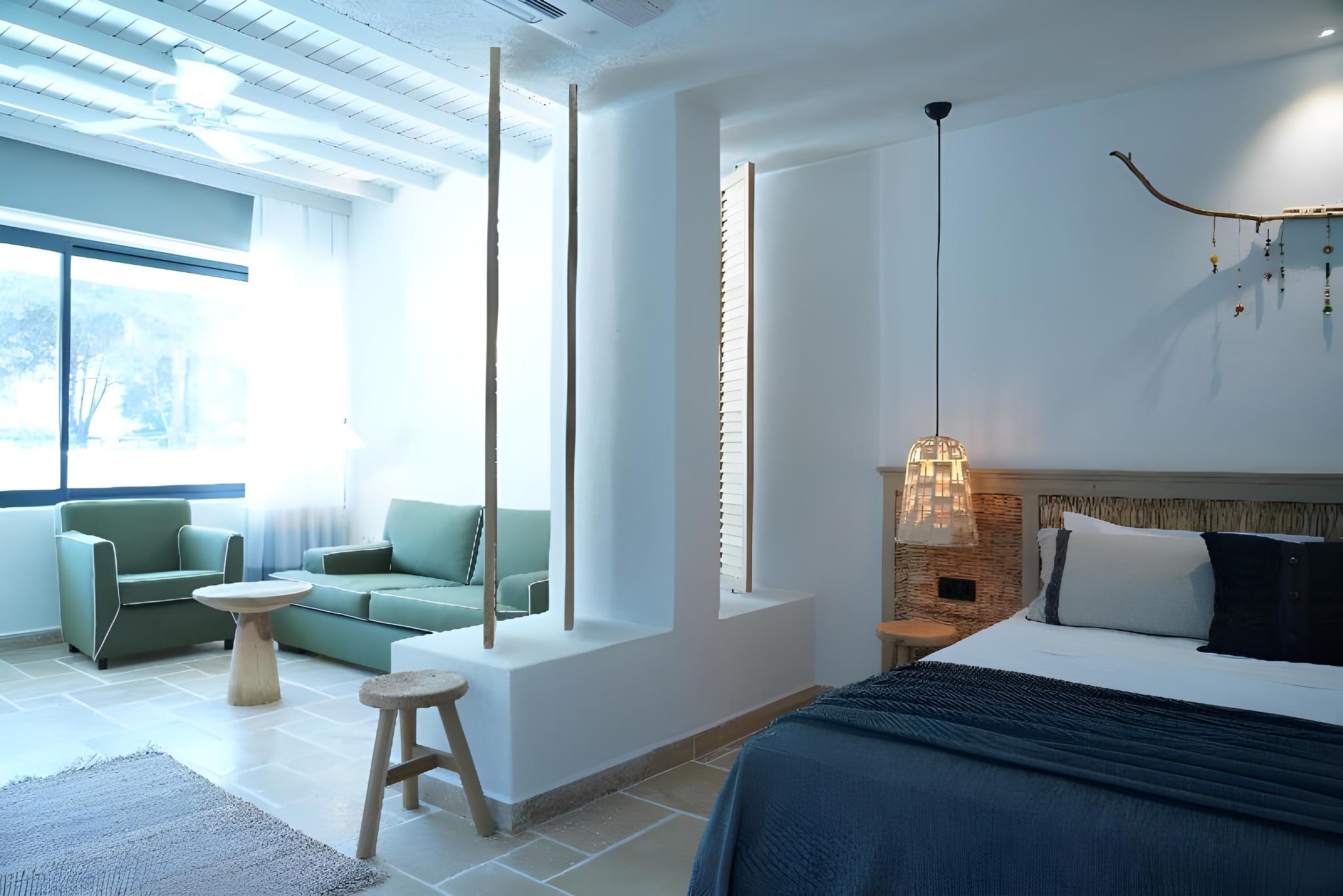 Secret, Garden, Suite, King Bed, Pool View