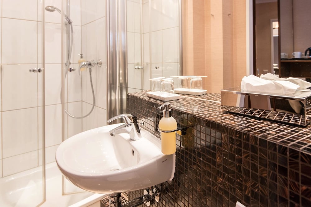 Best Western Plus Hotel St. Raphael 6/48