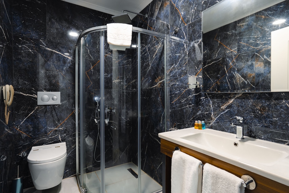 Berlin Suite Hotel Trabzon 45/50