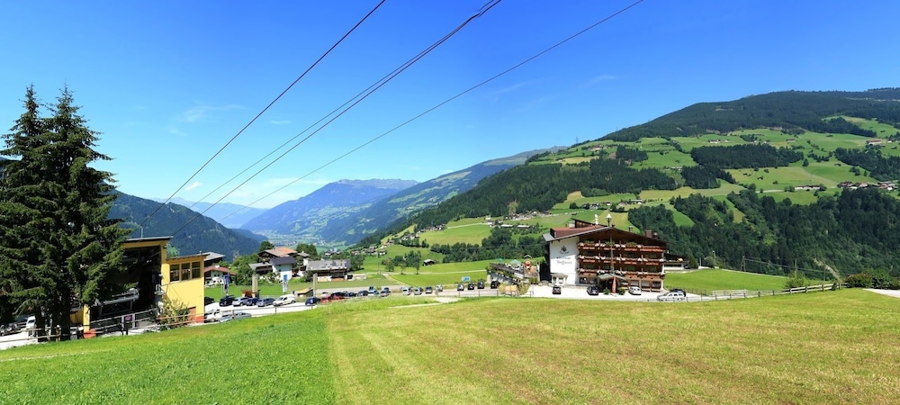 Alpen Wohlfuhlhotel Dorflwirt 29/32