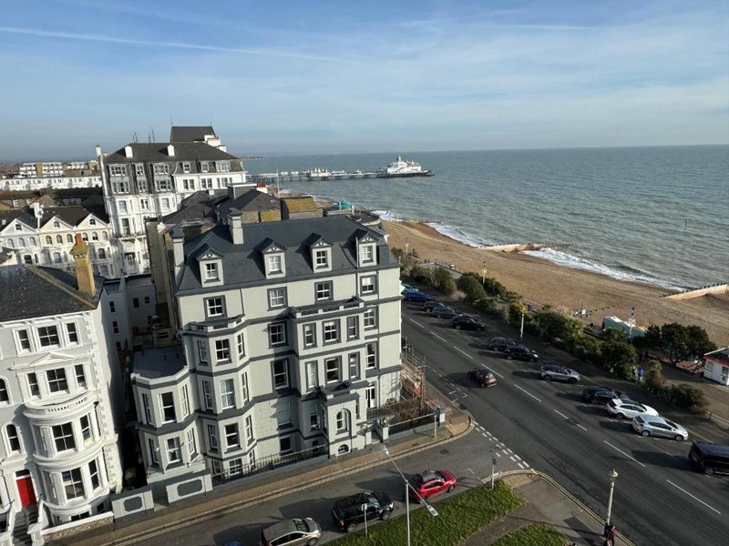 West Rocks Townhouse in EASTBOURNE
