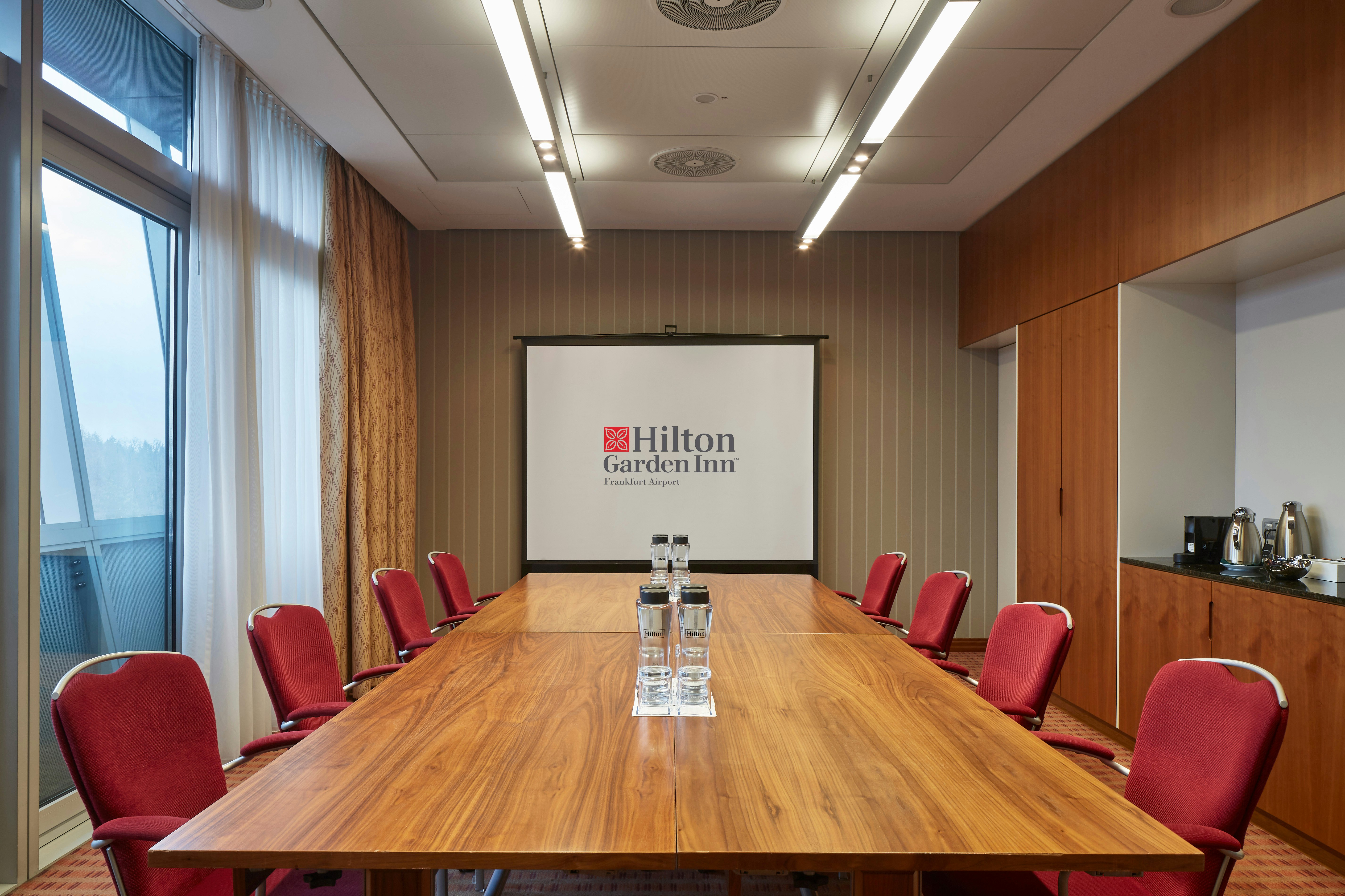 Hilton Garden Inn Frankfurt Airport 35/41