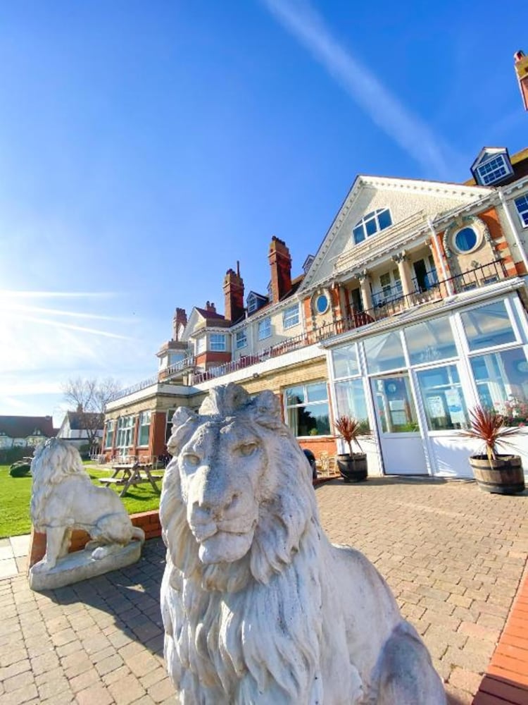 Skegness OYO Royal Hotel 57/60