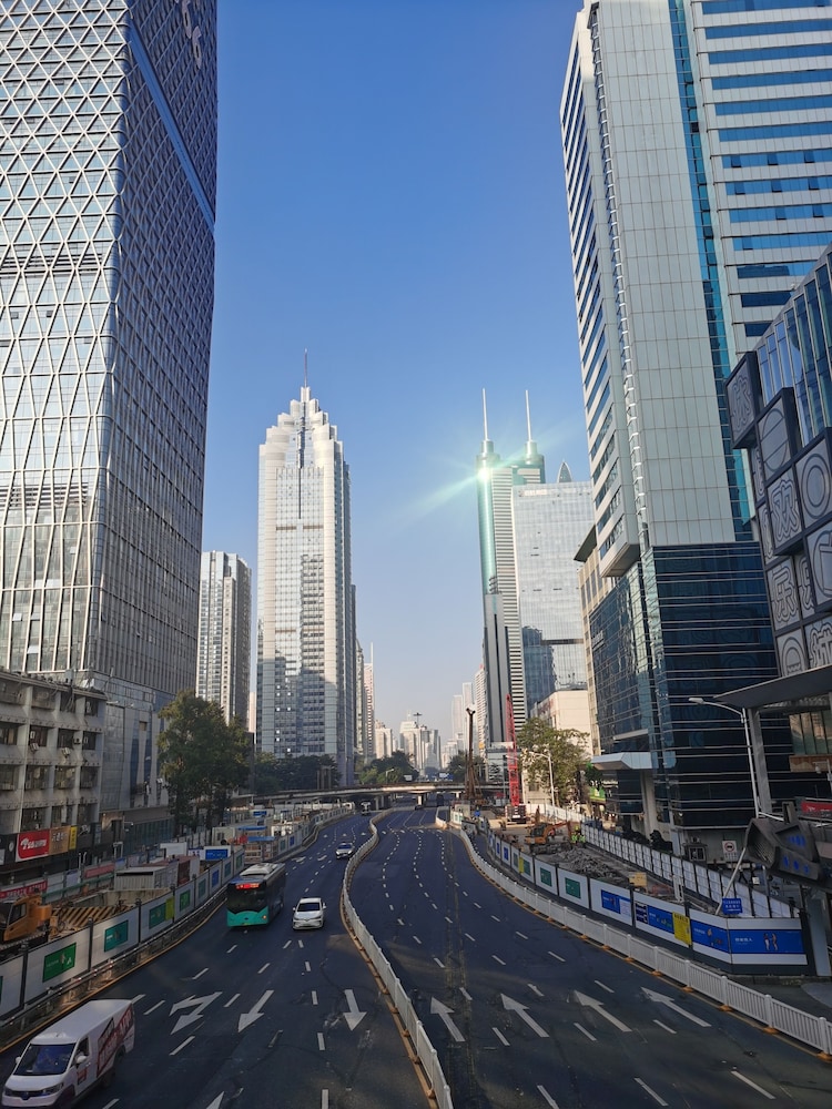 Yutai Hotel Apartment (Dongmen Pedestrian Street Luohu Port Branch) 13/15