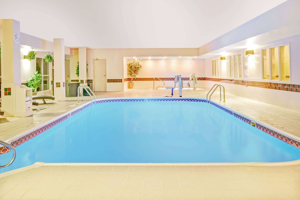 Baymont By Wyndham Dallas / Love Field 17/33